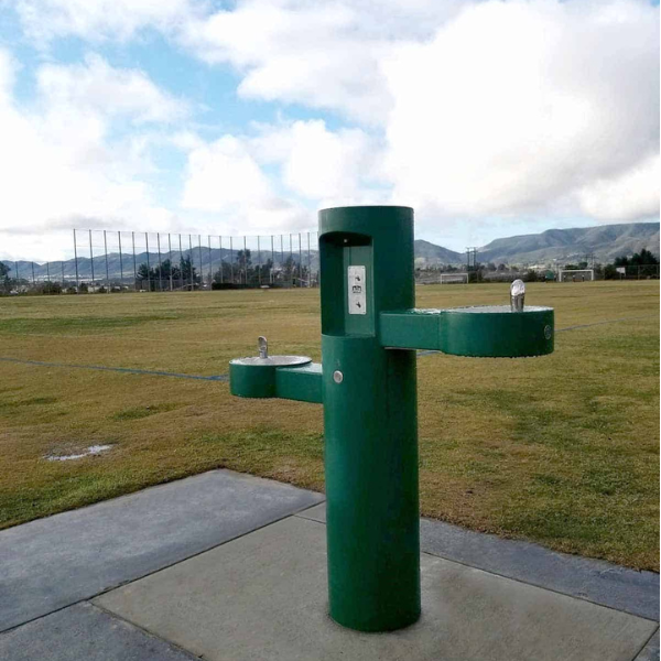 Stacja wody pitnej Zdrojownia GYQ, 2*źródełko, nalewak do butelek, sensor