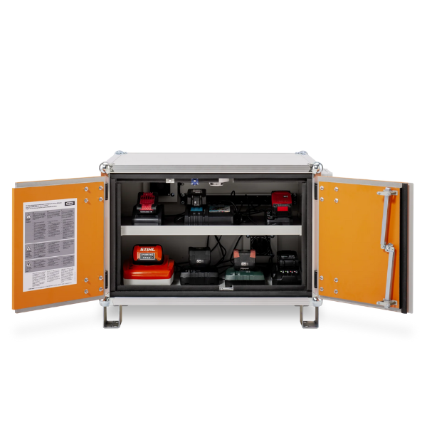 Szafa zabezpieczająca Topserw BATT S, ładowanie akumulatorów, 230V, 1 półka, 9 gniazd, nóżki, Basic 8/5, (VDMA 24994)