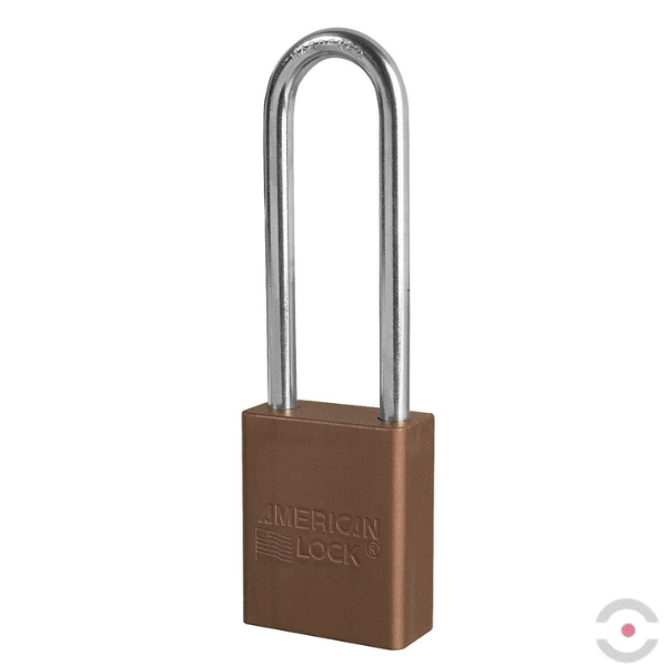 Kłódka zabezpieczająca, korpus anod. aluminium, bardzo długi kabłąk stal borowa 6 mm, cylinder 6 bolców, wykrywalna, klucz KA/MK, brązowa