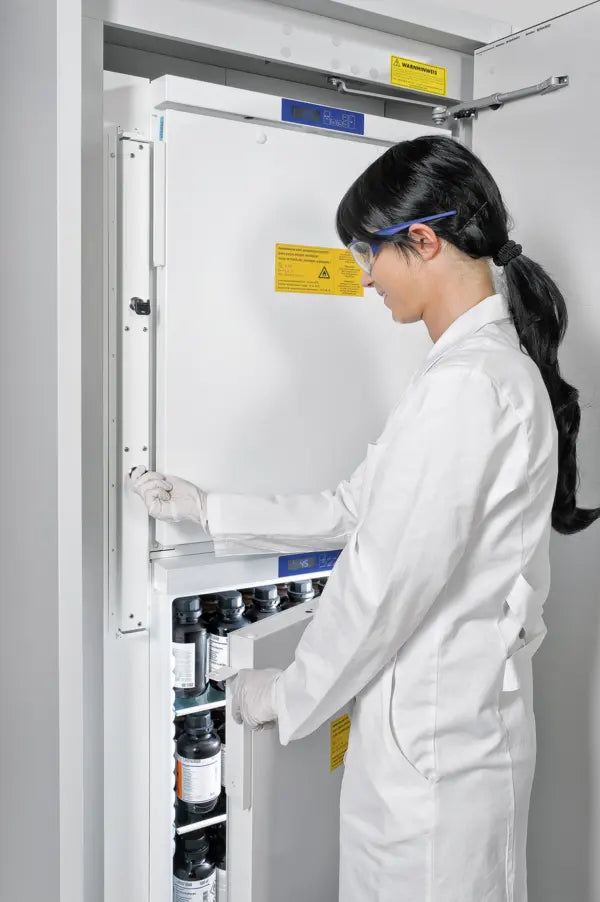 Szafa ognioodporna Topserw COOL-90 XL, 2 komory, 6 półek, drzwi CLA szare, 90 min