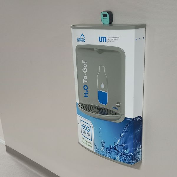 Dystrybutor wody pitnej Zdrojownia BF 16, naścienny, sensor