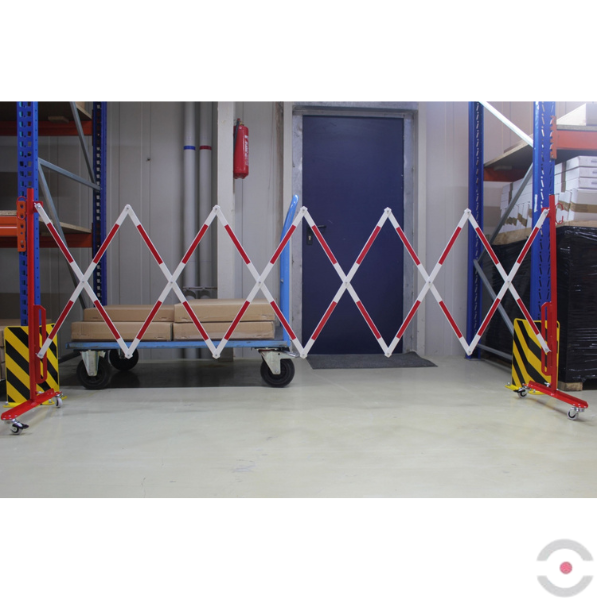 Bariera nożycowa, dł. 3600 mm, kółka, czerwony/biały