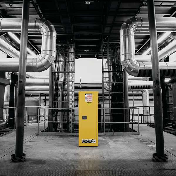 Szafa zabezpieczająca (palne) Justrite SLIM S, 83 l, 1-drzwiowa ZR, 3 półki, żółty