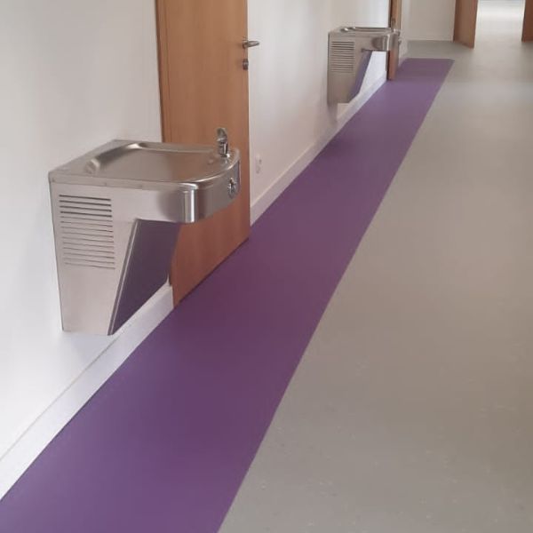 Dystrybutor wody pitnej Zdrojownia A171, przycisk uruchamiający