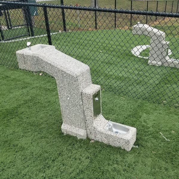 Zdrój wody pitnej Zdrojownia DFBF-36-PF, wibrobeton, 1*misa, poidełko