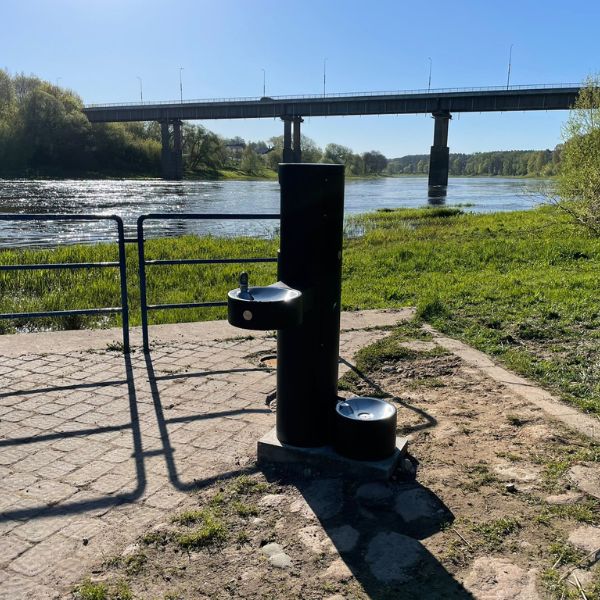 Stacja wody pitnej Zdrojownia GYM-PF, źródełko, nalewak do butelek, poidełko