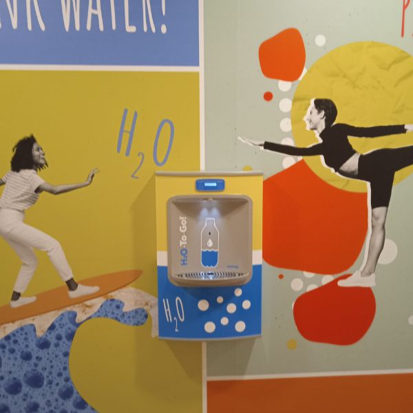 Dystrybutor wody pitnej Zdrojownia BF 16-BCD, naścienny, sensor, licznik