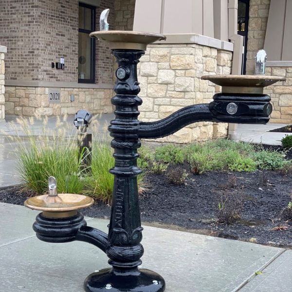 Zdrój wody pitnej Zdrojownia M-C76B-PF, 2*misa okrągły, stylizowany, poidełko, ADA