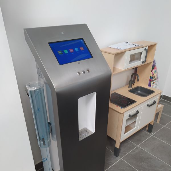 Dystrybutor wody pitnej Zdrojownia BCC 3P 30 FIZZ, woda gazowana, chłodzona