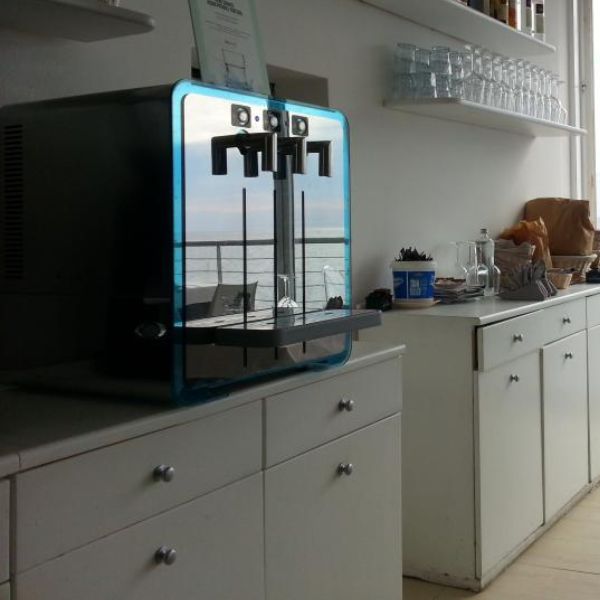 Dystrybutor wody pitnej Zdrojownia ECOCHIC IT 80, stołowy, woda chłodzona