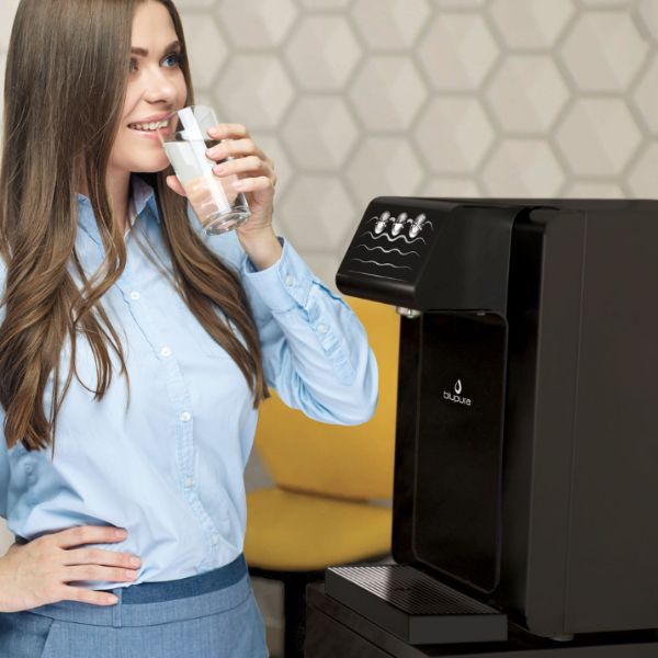 Dystrybutor wody pitnej Zdrojownia BLUSoda Black 30, woda chłodzona