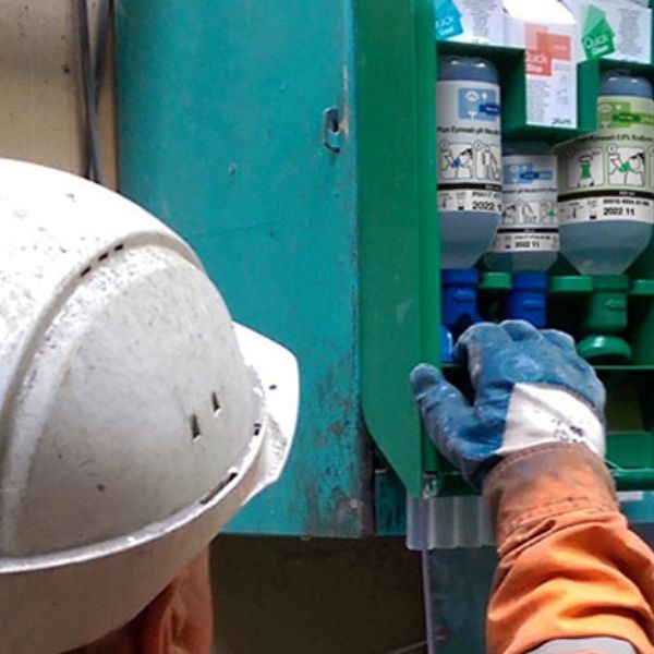 Roztwór do płukania oczu Plum, DUO, kwas, zasada, butelka 500 ml, bufor fosforanowy 4,9%