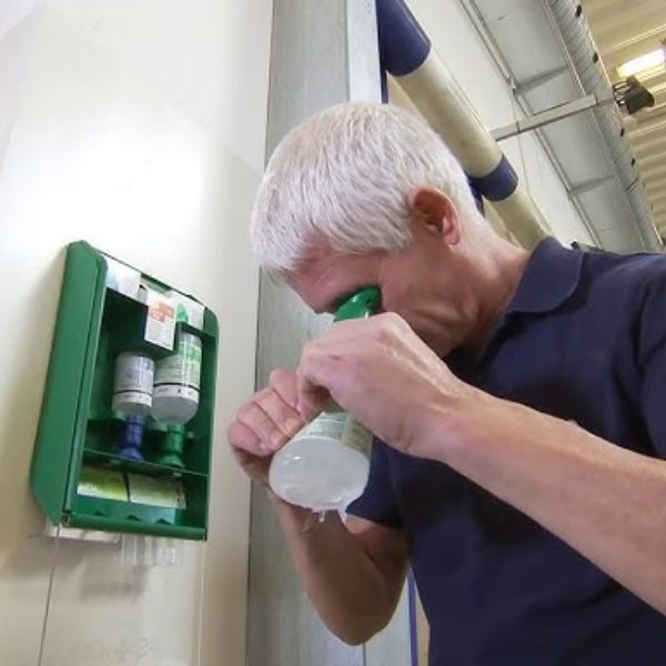 Roztwór do płukania oka i ran Plum, kwas, zasada, butelka 200 ml, bufor fosforanowy 4,9%, MDR