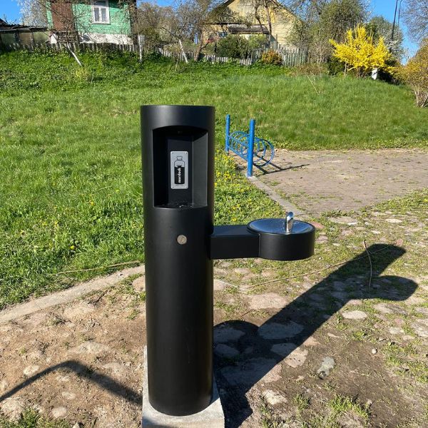 Stacja wody pitnej Zdrojownia GYM, źródełko, nalewak do butelek