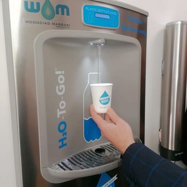 Dystrybutor wody pitnej Zdrojownia BF 16-BCD, naścienny, sensor, licznik