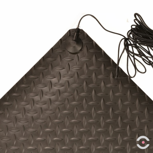 Mata antystatyczna Notrax, 826 Diamond Stat, ergonomiczna, laminowana, 122 cm x 22,8 m, obszar suchy, czarny