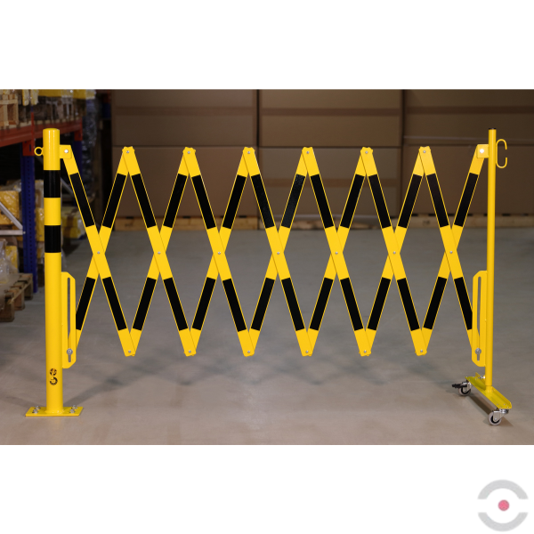 Bariera nożycowa, dł. 4000 mm, słupek śr. 60 mm, kółka, czarny/żółty