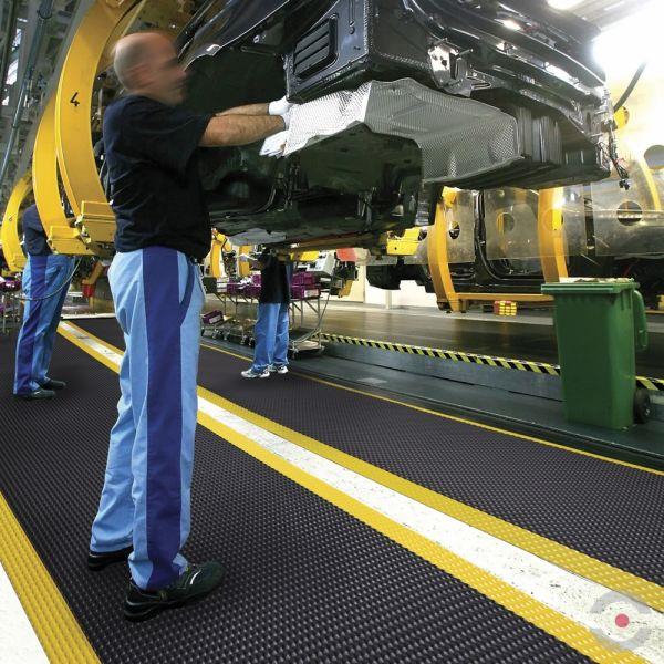 Mata ergonomiczna Notrax, 782 Sky Trax, laminowana, 60 cm x 91 cm, obszar suchy, czarny/żółty