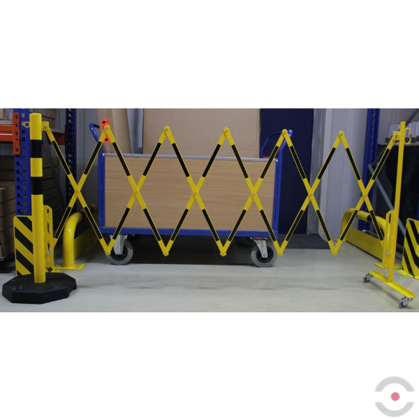 Bariera nożycowa, dł. 3600 mm, słupek przestawny śr. 60 mm, kółka, czarny/żółty