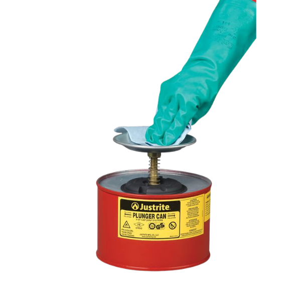 Pojemnik zabezpieczający Justrite stalowy, tłokowy do czyszczenia, 2 l, czerwony