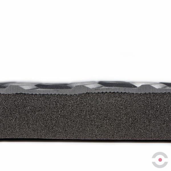 Mata ergonomiczna Notrax, 979 Saddle Trax, laminowana, 91 cm x mb, obszar suchy, czarny