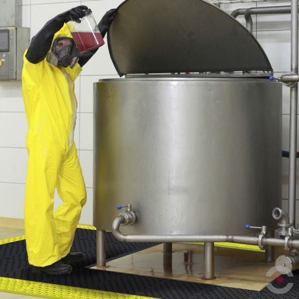 Mata ergonomiczna Notrax, 620 Diamond Flex Lok, modułowa, PVC, 30 cm x 30 cm, obszar zaolejony, czarny