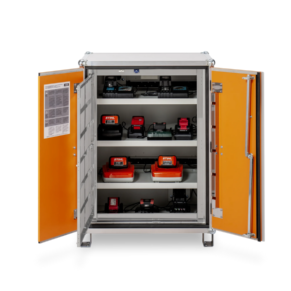 Szafa zabezpieczająca Topserw BATT M, ładowanie akumulatorów, 230V, 3 półki, 18 gniazd, nóżki, Premium 8/10, (VDMA 24994)