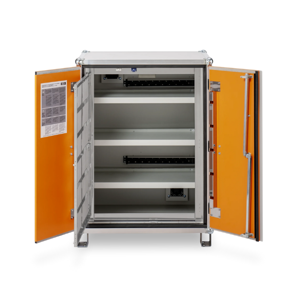 Szafa zabezpieczająca Topserw BATT M, ładowanie akumulatorów, 230V, 3 półki, 18 gniazd, nóżki, Basic 8/10, (VDMA 24994)