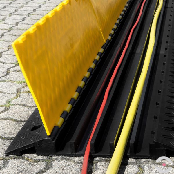 Modułowy próg kablowy z otwieraną pokrywą, 5 kanałów kablowych 35x38 mm