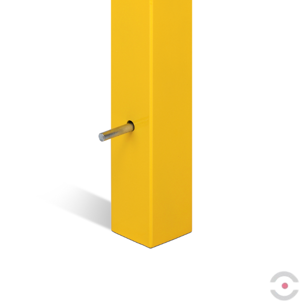 Słupek stalowy, kwadrat. 70*70 mm, wpuszczany, 2*uchwyt oczkowy, ocynkow. malow. żółty/czarny
