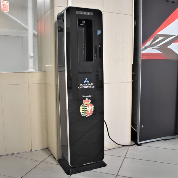 Dystrybutor wody pitnej Zdrojownia FLAT HOT, przycisk, czarny, woda gorąca, chłodzona