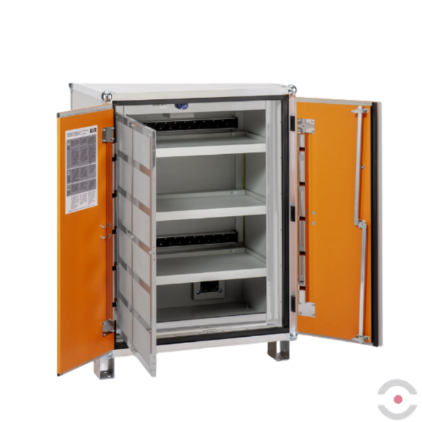 Szafa zabezpieczająca Topserw BATT M, ładowanie akumulatorów, 230V, 3 półki, 18 gniazd, nóżki, Premium 8/10, (VDMA 24994)