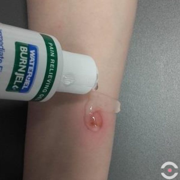 Żel hydrożelowy Water Jel, schładzający, butelka 120 ml