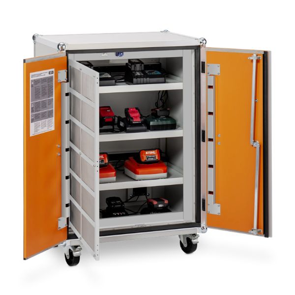 Szafa zabezpieczająca Topserw BATT M, ładowanie akumulatorów, 230V, 3 półki, 18 gniazd, kółka, Basic 8/10, (VDMA 24994)