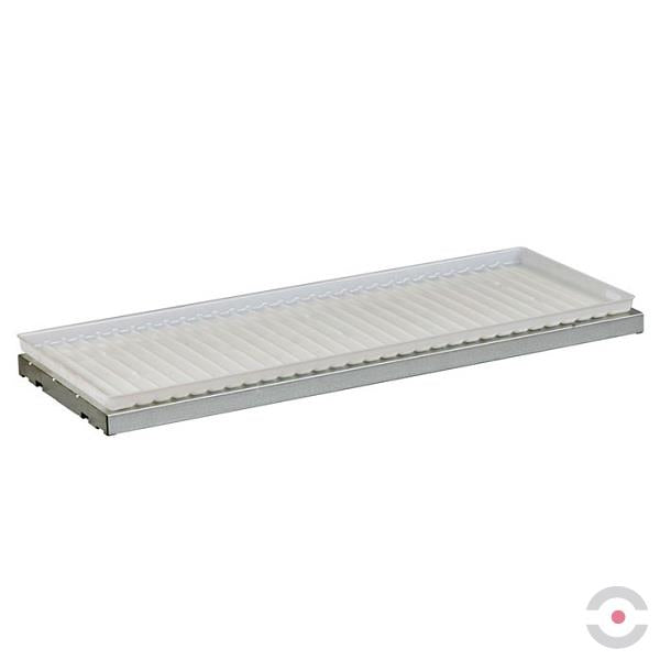 Półka stalowa Justrite SpillSlope z wkładką PE do szaf 64 l, 114 l, 170 l o szerokości 1092 mm
